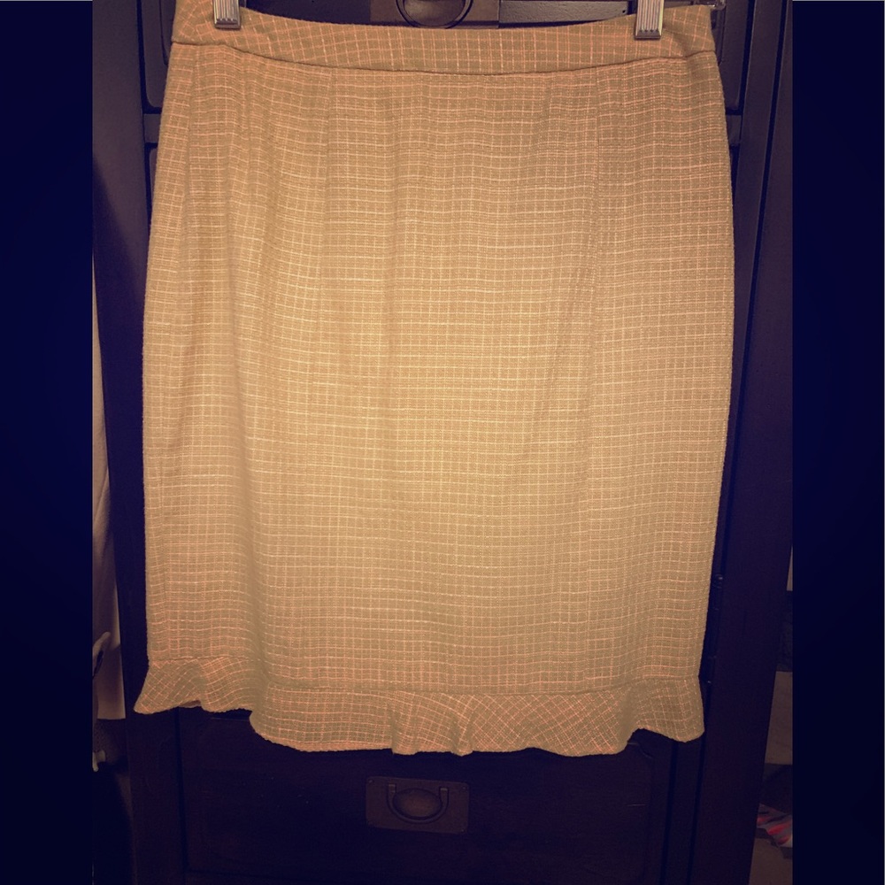 Pencil skirt